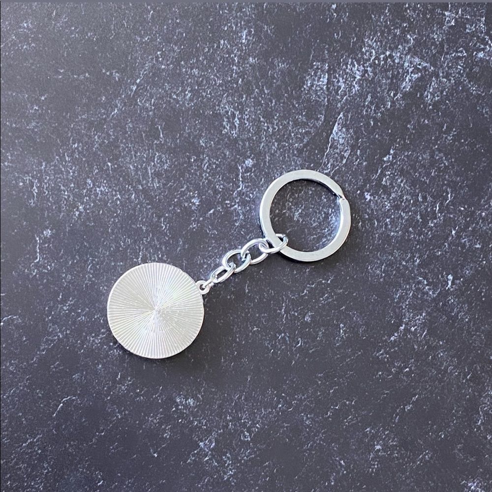 Trump 2020 KAG Keychain - Picture 3 of 4